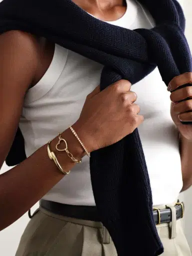 Jennifer Meyer Medium Edith Open Heart 18-karat Gold Bracelet | Thumbnail 4 Jennifer Meyer Medium Edith Open Heart 18-karat Gold Bracelet | Thumbnail 4