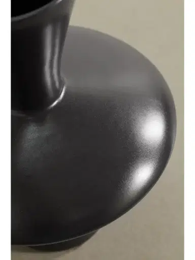 MARLOE MARLOE + Net Sustain Stevie Ceramic Vase | Thumbnail 4 MARLOE MARLOE + Net Sustain Stevie Ceramic Vase | Thumbnail 4