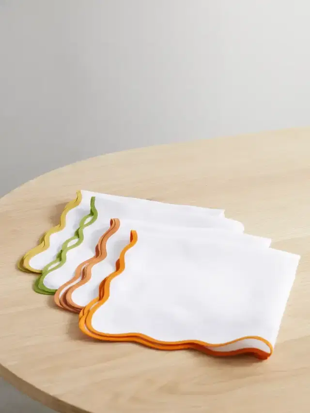 Chiara Set Of Four Scalloped Embroidered Linen Napkins