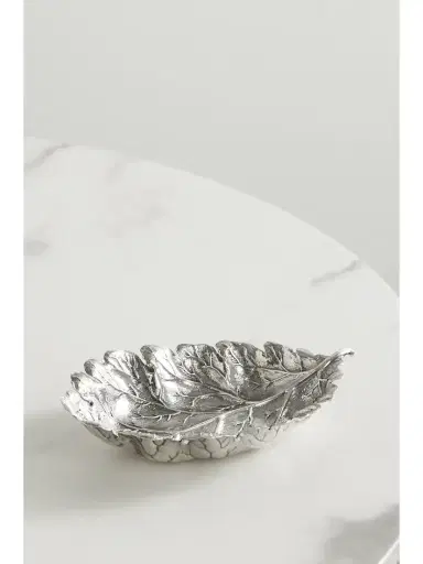 Buccellati Oak Leaf Silver Bowl | Thumbnail 3 Buccellati Oak Leaf Silver Bowl | Thumbnail 3