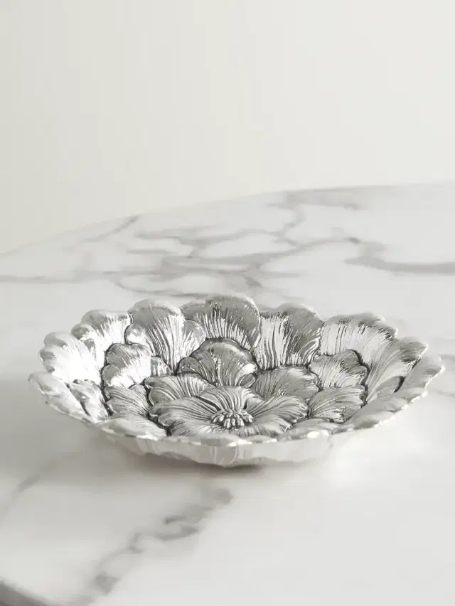 Gardenia Silver Bowl