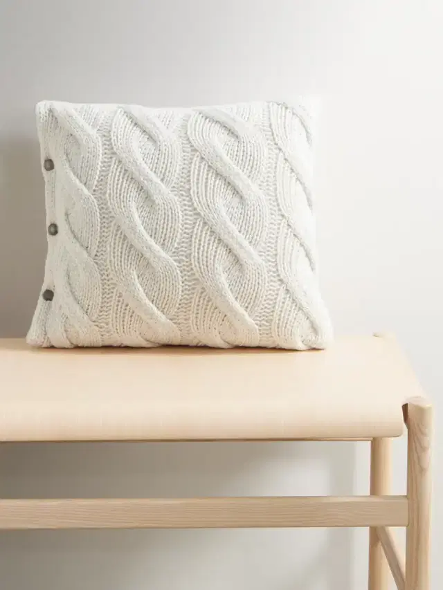Brunello Cucinelli Cable-knit Cashmere Pillow