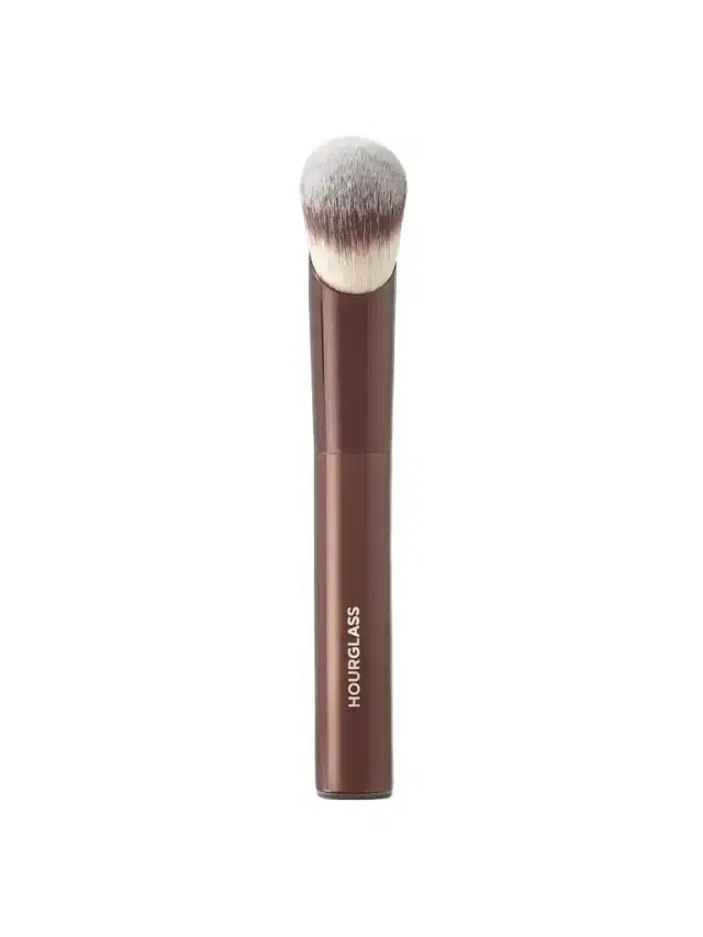 Ambient Soft Glow Foundation Brush