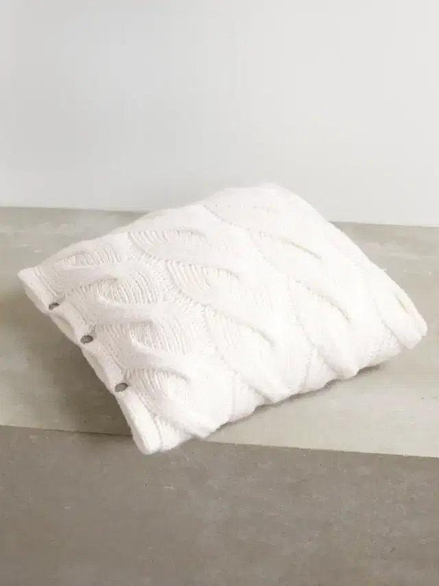 Brunello Cucinelli Cable-knit Cashmere Cushion