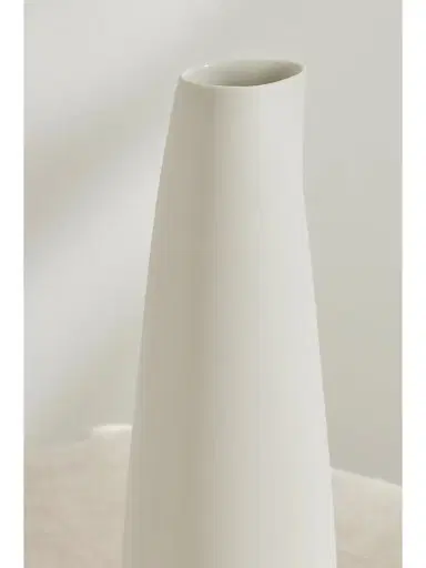 Mud Australia + Net Sustain Porcelain Water Jug | Thumbnail 3 Mud Australia + Net Sustain Porcelain Water Jug | Thumbnail 3