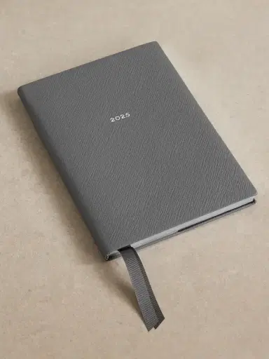 Smythson Soho Panama 2025 Textured-leather Weekly Diary | Thumbnail 1 Smythson Soho Panama 2025 Textured-leather Weekly Diary | Thumbnail 1