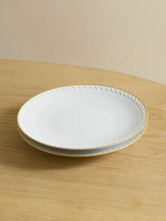Neptune Set Of Two Gold-plated Porcelain Dessert Plates