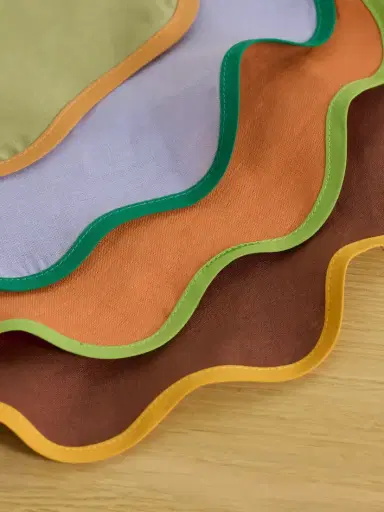 La DoubleJ Cloud Set Of Four Linen Placemats | Thumbnail 3