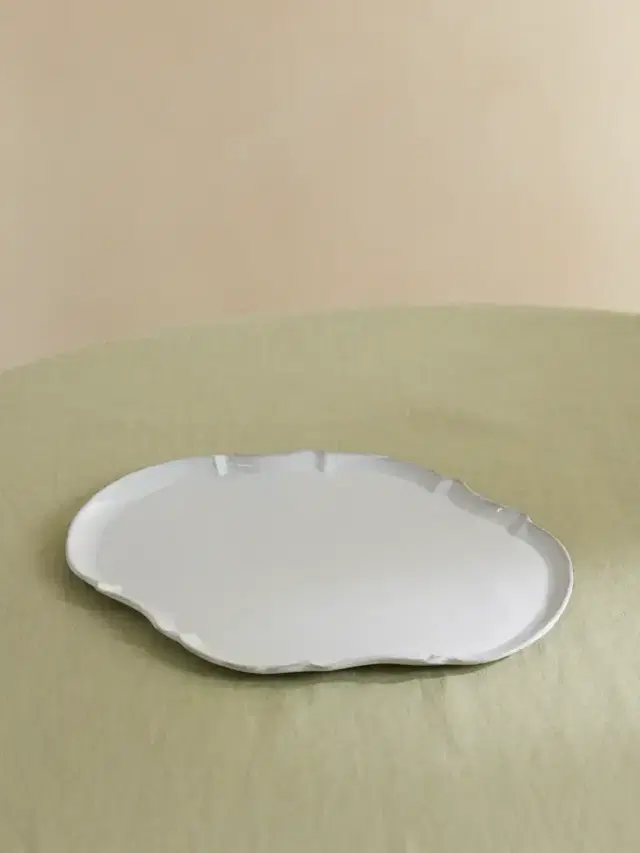 Large Rome Glazed Ceramic Dinner Plate