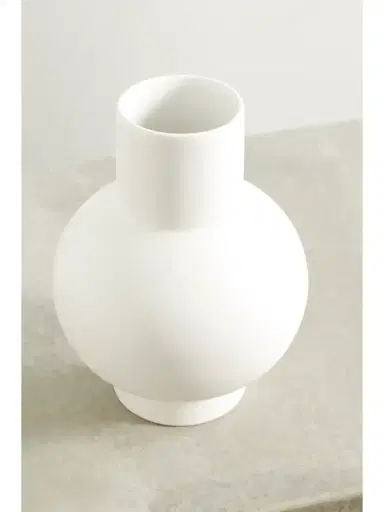RAAWII Strøm Large Earthenware Vase | Thumbnail 3 RAAWII Strøm Large Earthenware Vase | Thumbnail 3