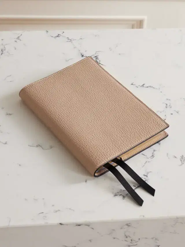 Evergreen Ludlow Refillable Textured-leather Notebook