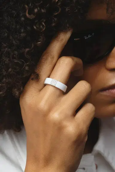 ROBERTO DEMEGLIO 1 Row Diamond White Ceramic Scacco Stretch Ring | Thumbnail 3