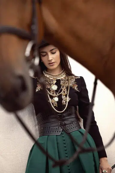 Alaïa Bust Dou Boucle Vienne Belt | Thumbnail 3
