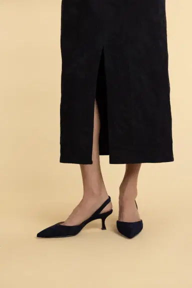 Manolo Blahnik Carolyne Pump 50 | Thumbnail 2 Manolo Blahnik Carolyne Pump 50 | Thumbnail 2