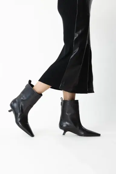 Brunello Cucinelli Classic Ankle Boot | Thumbnail 3