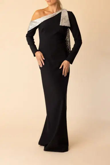 PAMELLA ROLAND Contrast Neckline Gown | Thumbnail 2
