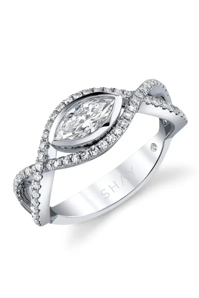 DIAMOND MARQUISE PAVE VINE RING