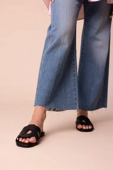 CLERGERIE Ivory Slide - Black | Thumbnail 2
