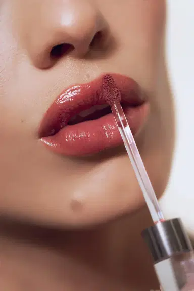 RÓEN Kiss My Liquid Lip Balm - Jude | Thumbnail 6