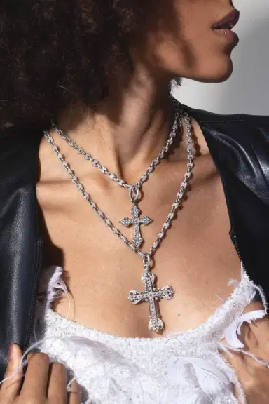 LOREE RODKIN Large Gothic Diamond Cross Pendant | Thumbnail 2