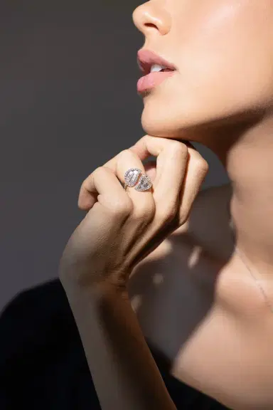 Anita Ko Medium Diamond Leaf Ring | Thumbnail 3