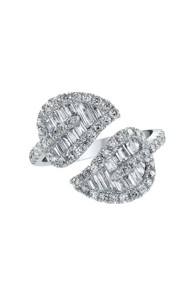 Anita Ko Medium Diamond Leaf Ring