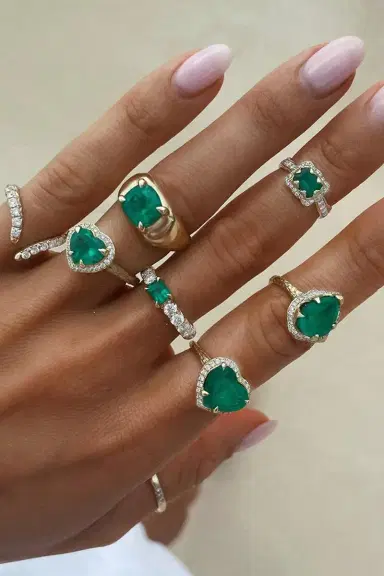 LOGAN HOLLOWELL Micro Queen Emerald Cut Sprinkled Diamond Ring | Thumbnail 2