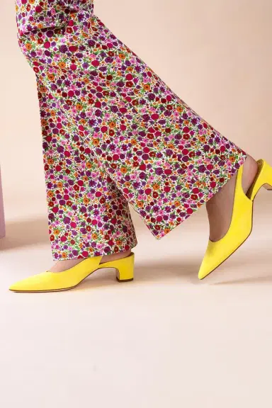 Manolo Blahnik Paledaba Gala Slingback - Yellow | Thumbnail 2