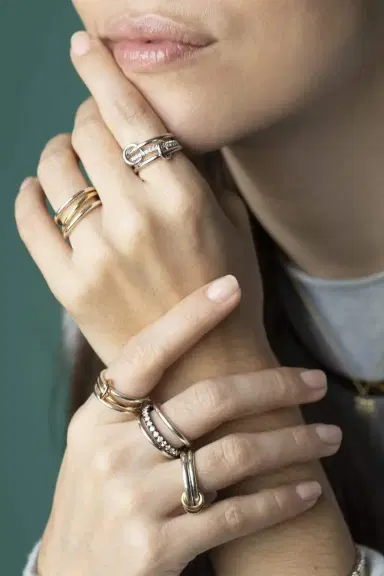 Spinelli Kilcollin Petunia SP and Diamond 3 Link Rings | Thumbnail 2 Spinelli Kilcollin Petunia SP and Diamond 3 Link Rings | Thumbnail 2