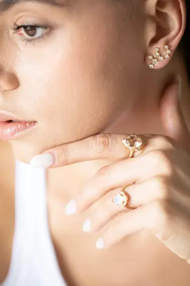 LOGAN HOLLOWELL Queen Water Drop Morganite Ring with Sprinkled Diamonds | Thumbnail 2