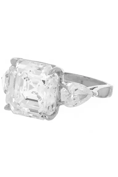 FANTASIA by DESERIO Square Cut with Pear Side Stones Ring | Thumbnail 2