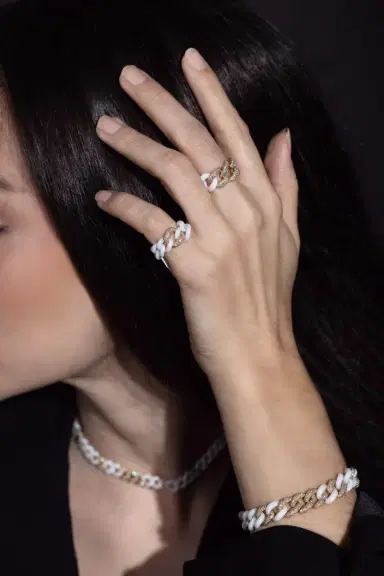 SHAY JEWELRY Triple Diamond Ceramic Link Ring | Thumbnail 3