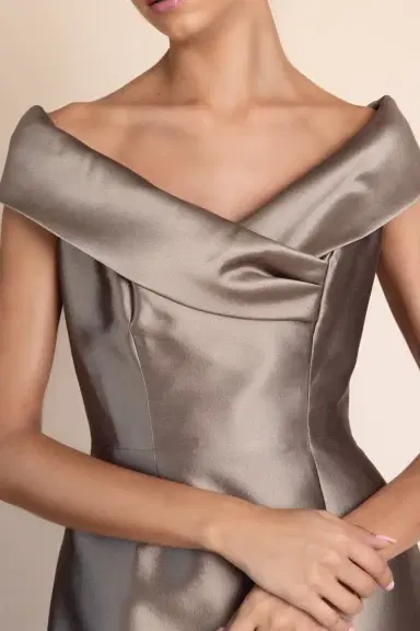 CATHERINE REGEHR V-Neck Off the Shoulder Dress | Thumbnail 3