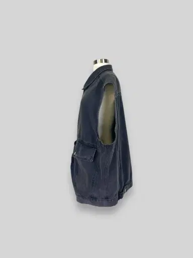 Jen Wonders Studio Oversized Denim Vest | Thumbnail 9