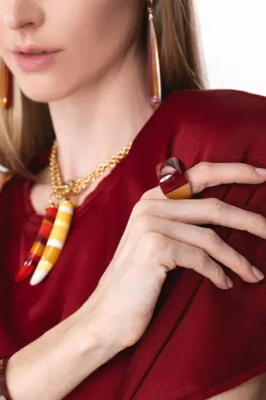 MARK DAVIS Red Bakelite Kendall Ring | Thumbnail 4