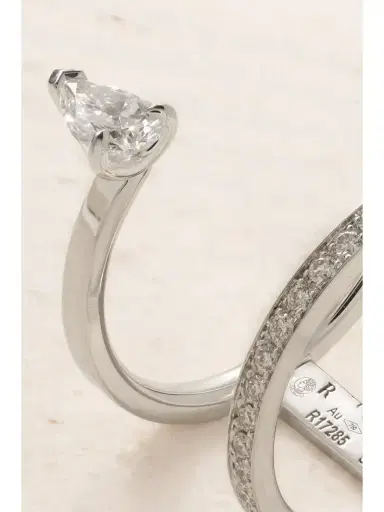 Repossi Serti Sur Vide 18-karat White Gold Diamond Ring | Thumbnail 4 Repossi Serti Sur Vide 18-karat White Gold Diamond Ring | Thumbnail 4