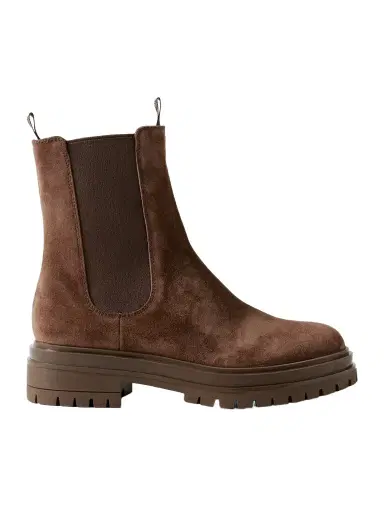 Gianvito Rossi Chester Suede Chelsea Boots | Thumbnail 1 Gianvito Rossi Chester Suede Chelsea Boots | Thumbnail 1