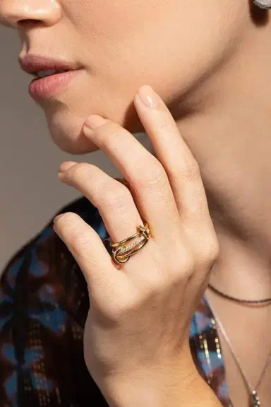 Spinelli Kilcollin Sonny YG Diamond 3 Link Ring | Thumbnail 2
