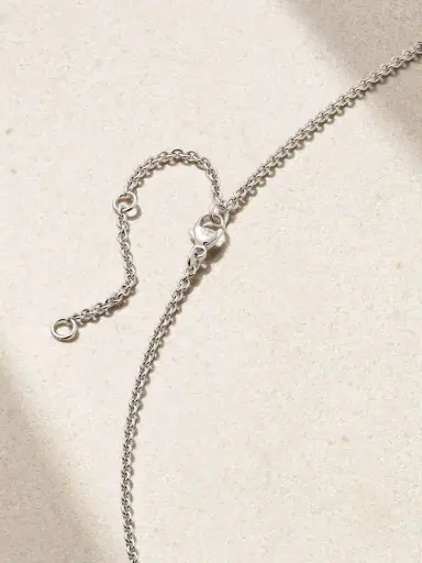 De Beers London Talisman Medal 18-karat White Gold Diamond Necklace | Thumbnail 3