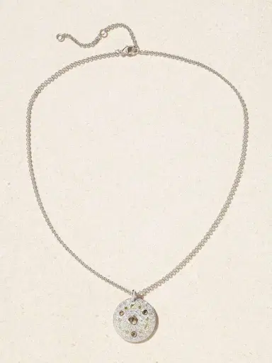 De Beers London Talisman Medal 18-karat White Gold Diamond Necklace | Thumbnail 4