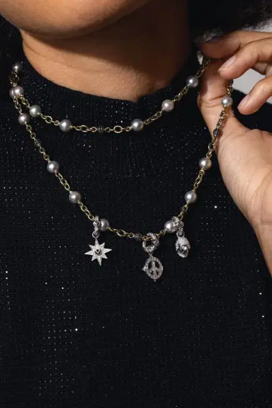 LOREE RODKIN Small Skull Head Diamond Pendant | Thumbnail 4