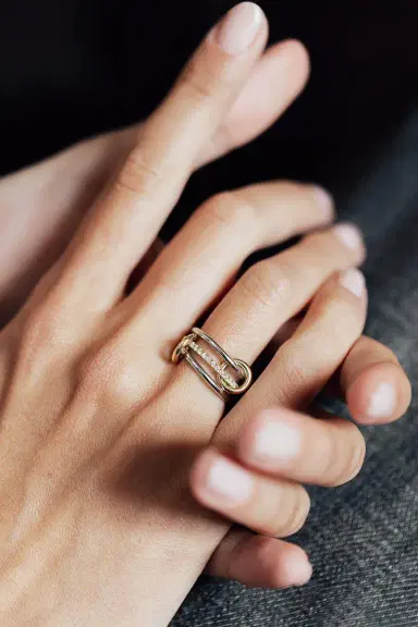 Spinelli Kilcollin Pisces SG Four Link Ring | Thumbnail 2