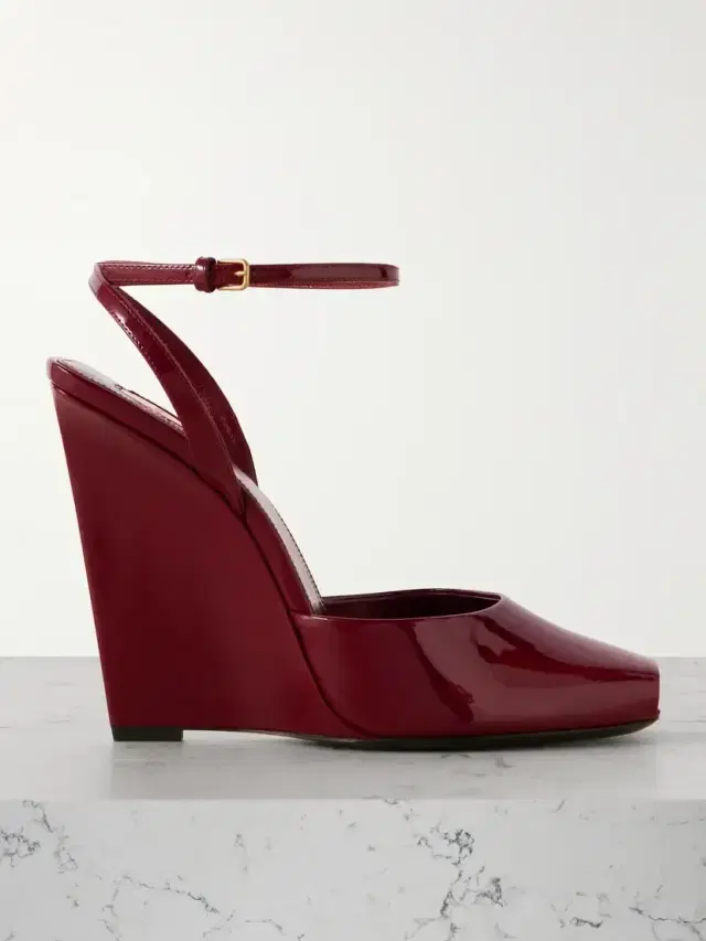 La Scandale Patent-leather Wedge Sandals