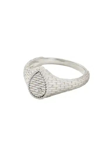 Yvonne Léon Baby Chevaliere 9-karat White Gold Diamond Signet Ring | Thumbnail 1 Yvonne Léon Baby Chevaliere 9-karat White Gold Diamond Signet Ring | Thumbnail 1