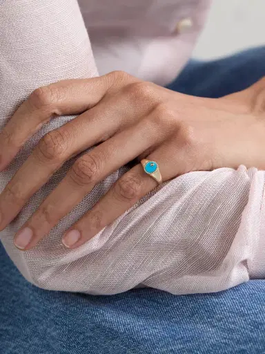 Yvonne Léon Baby Chevalière 9-karat Gold, Turquoise And Diamond Ring | Thumbnail 2