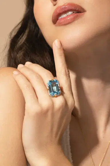 GOSHWARA Blue Topaz Diamond Ring | Thumbnail 3