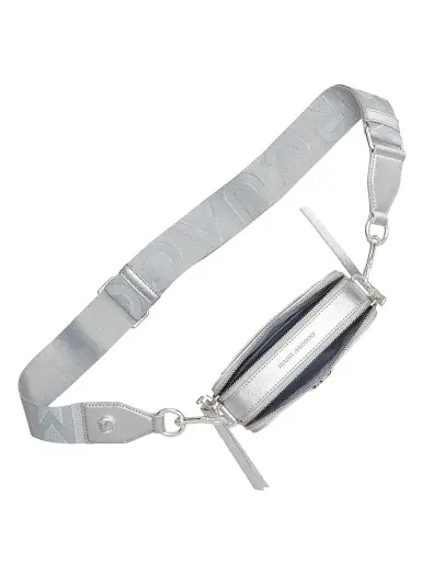 Marc Jacobs Women's The Snapshot Metallic Leather Crossbody Bag - Silver | Thumbnail 5 Marc Jacobs Women's The Snapshot Metallic Leather Crossbody Bag - Silver | Thumbnail 5