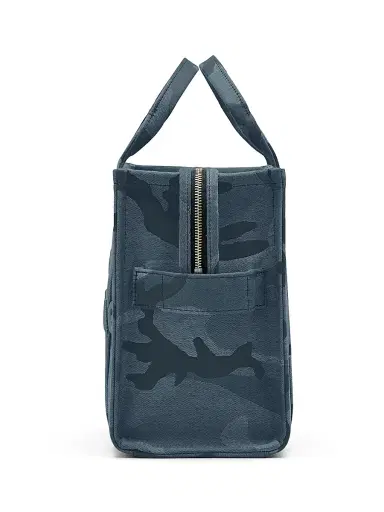 Marc Jacobs Women's The Camo Jacquard Medium Tote Bag - Blue Camo | Thumbnail 6 Marc Jacobs Women's The Camo Jacquard Medium Tote Bag - Blue Camo | Thumbnail 6