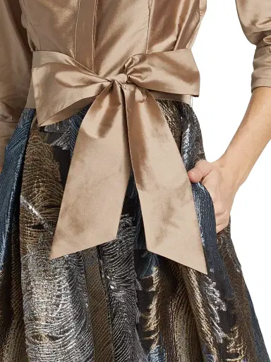 Teri Jon by Rickie Freeman Women's Two-Tone Feather Jacquard Shirt Gown - Gold Multi - Size 18 | Thumbnail 6