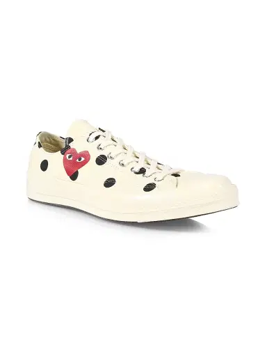 Comme des Garçons PLAY CdG PLAY x Converse Men's Chuck Taylor All Star Polka Dot Low-Top Sneakers | Thumbnail 2 Comme des Garçons PLAY CdG PLAY x Converse Men's Chuck Taylor All Star Polka Dot Low-Top Sneakers | Thumbnail 2